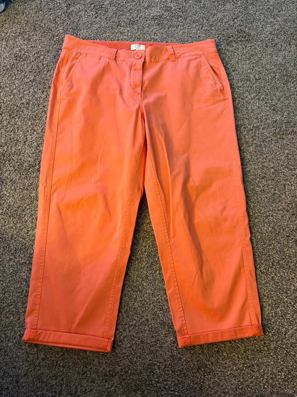Crown & Ivy Coral Cropped Pants